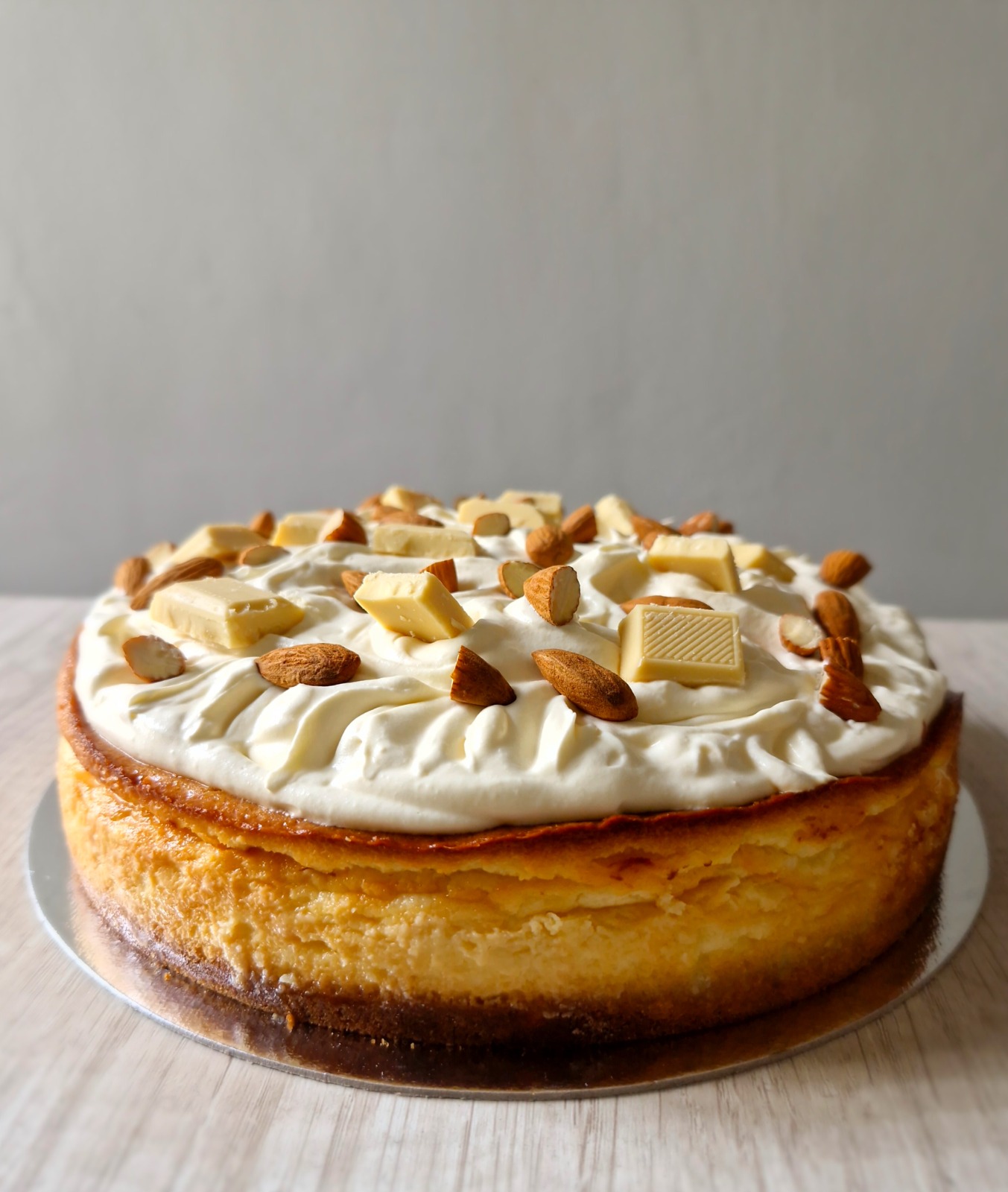 Cheesecake Chocolate Blanco y Almendras